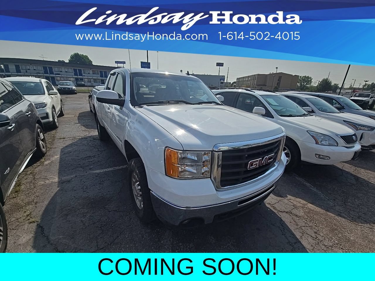 Used 2008 GMC Sierra 2500 SLT w/ Z71 Off-Road Package AWD/4WD image 4