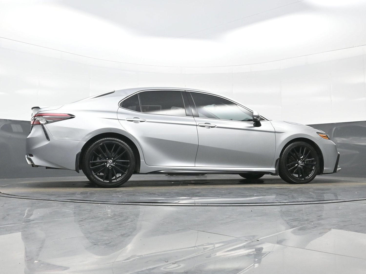 Used 2023 Toyota Camry XSE FWD image 35