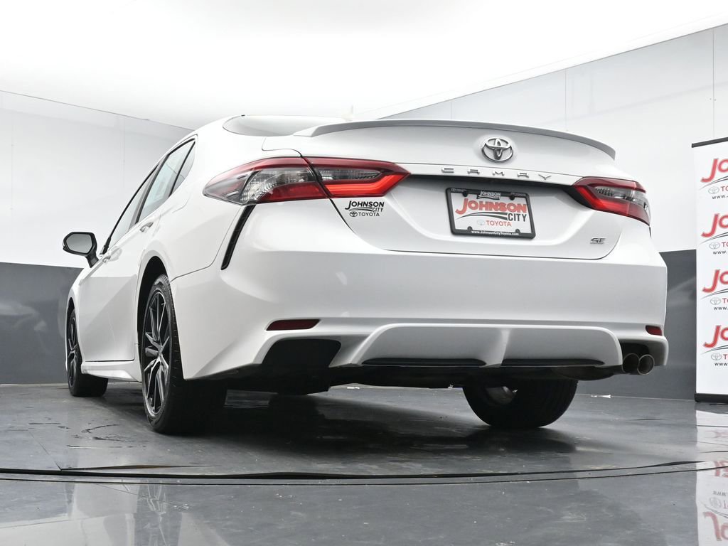 Used 2024 Toyota Camry SE FWD image 40