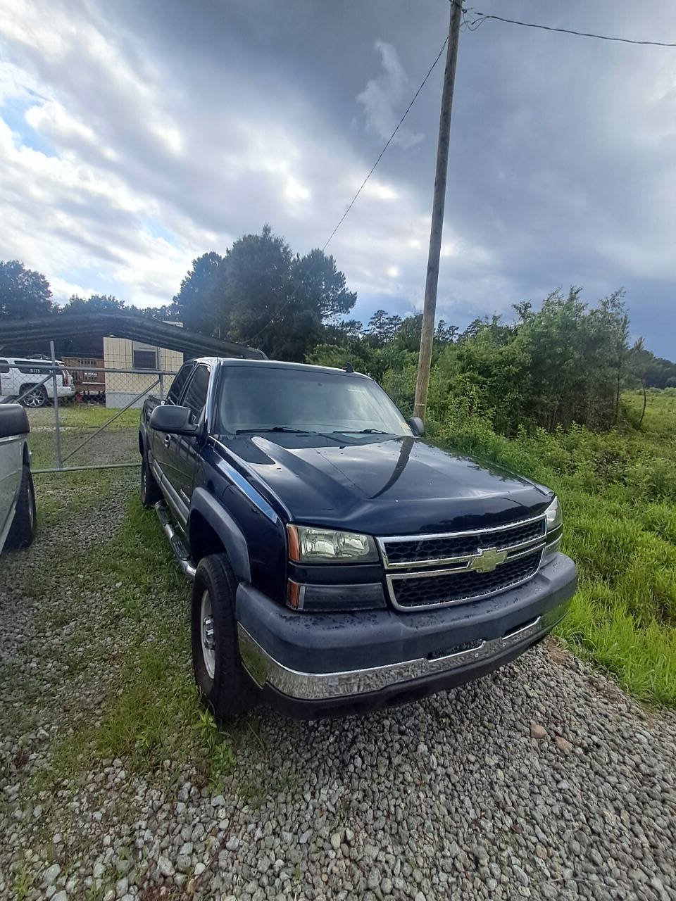 Used 2006 Chevrolet Silverado 2500 LT w/ Onstar Plus Package AWD/4WD image 1