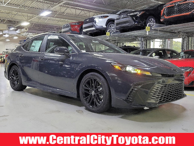 Used 2025 Toyota Camry SE