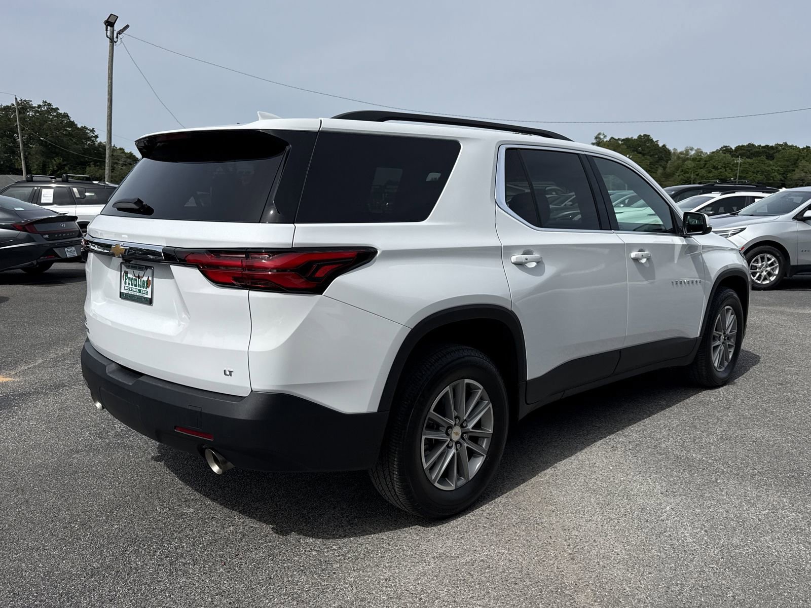 Used 2023 Chevrolet Traverse LT FWD image 5