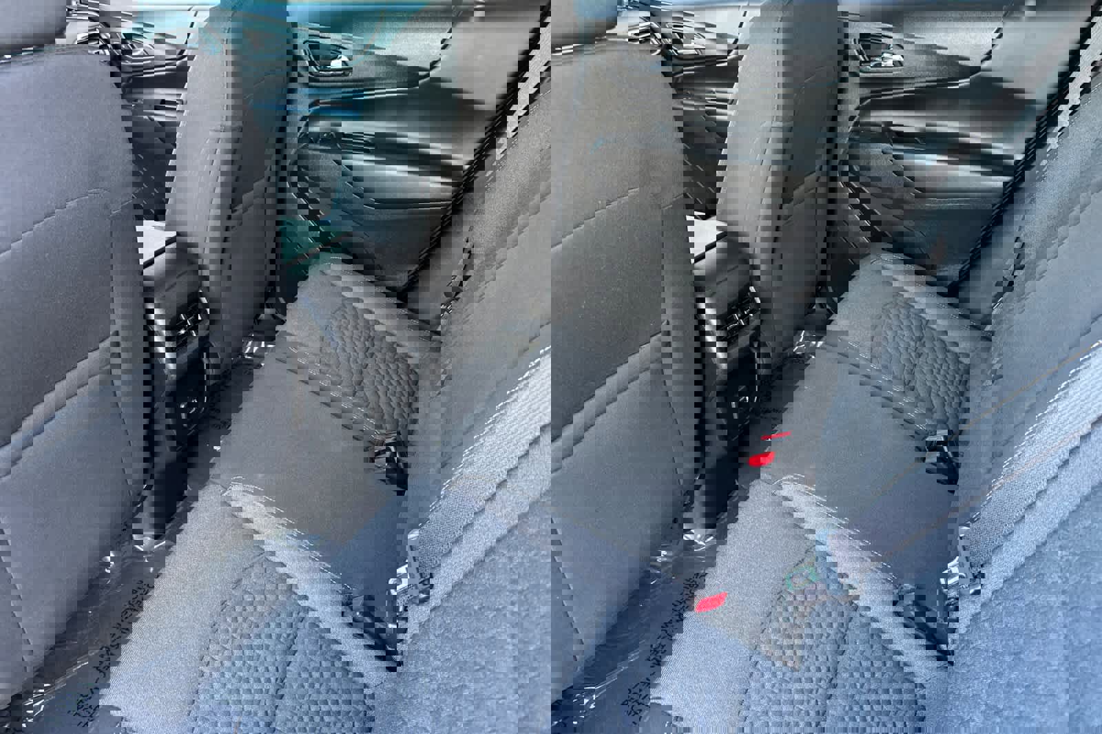 Used 2020 Chevrolet Equinox LT image 4