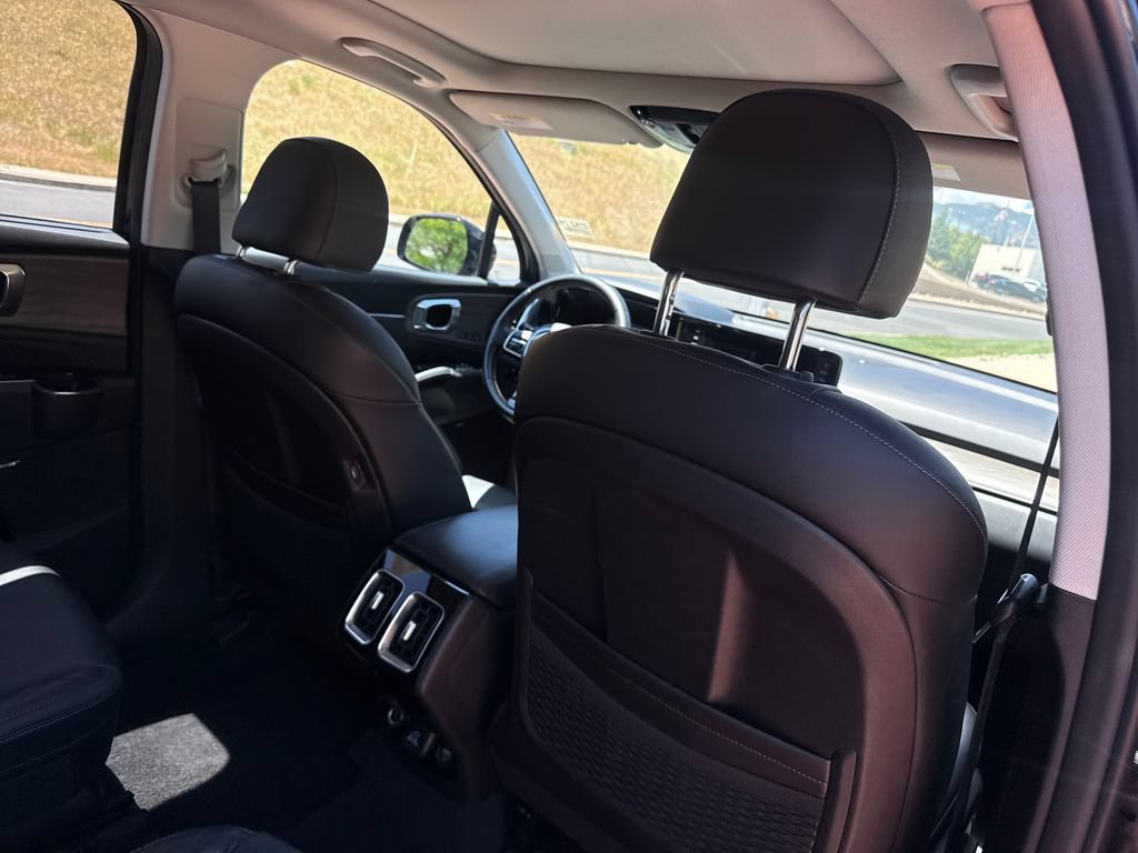 Used 2023 Kia Sorento SX Prestige AWD/4WD image 26