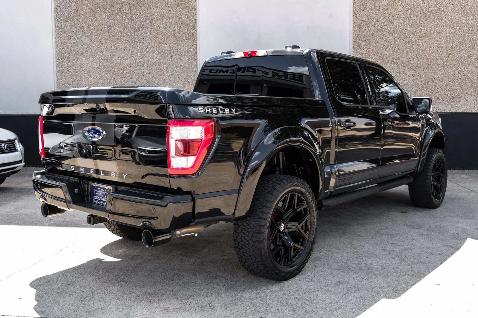 Used 2022 Ford F150 Lariat w/ Equipment Group 502A High AWD/4WD image 8