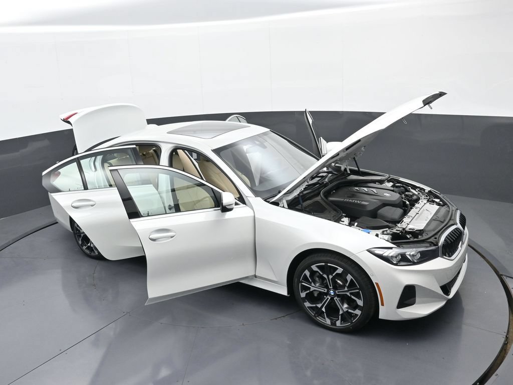 New 2026 BMW 330i xDrive Sedan w/ Premium Package AWD/4WD image 38