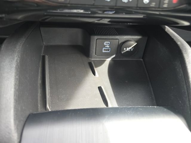 Certified 2022 Ford Escape SEL w/ Technology Package image 18