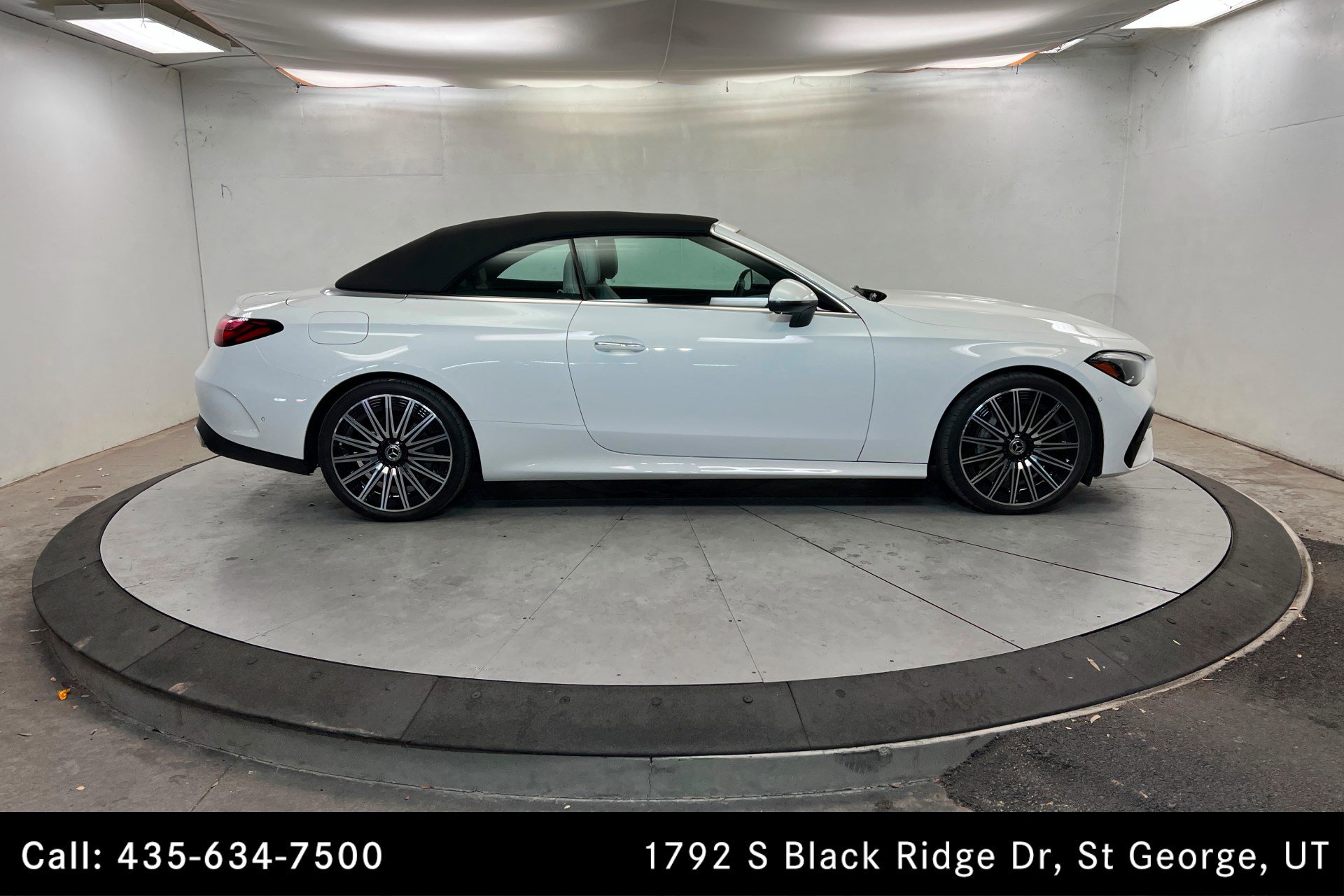 Certified 2025 Mercedes-Benz CLE 450 4MATIC Cabriolet image 6