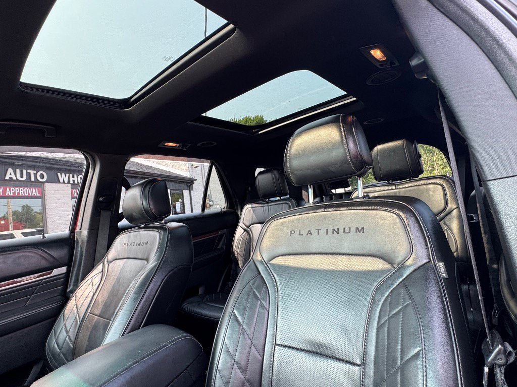 Used 2016 Ford Explorer Platinum AWD/4WD image 29