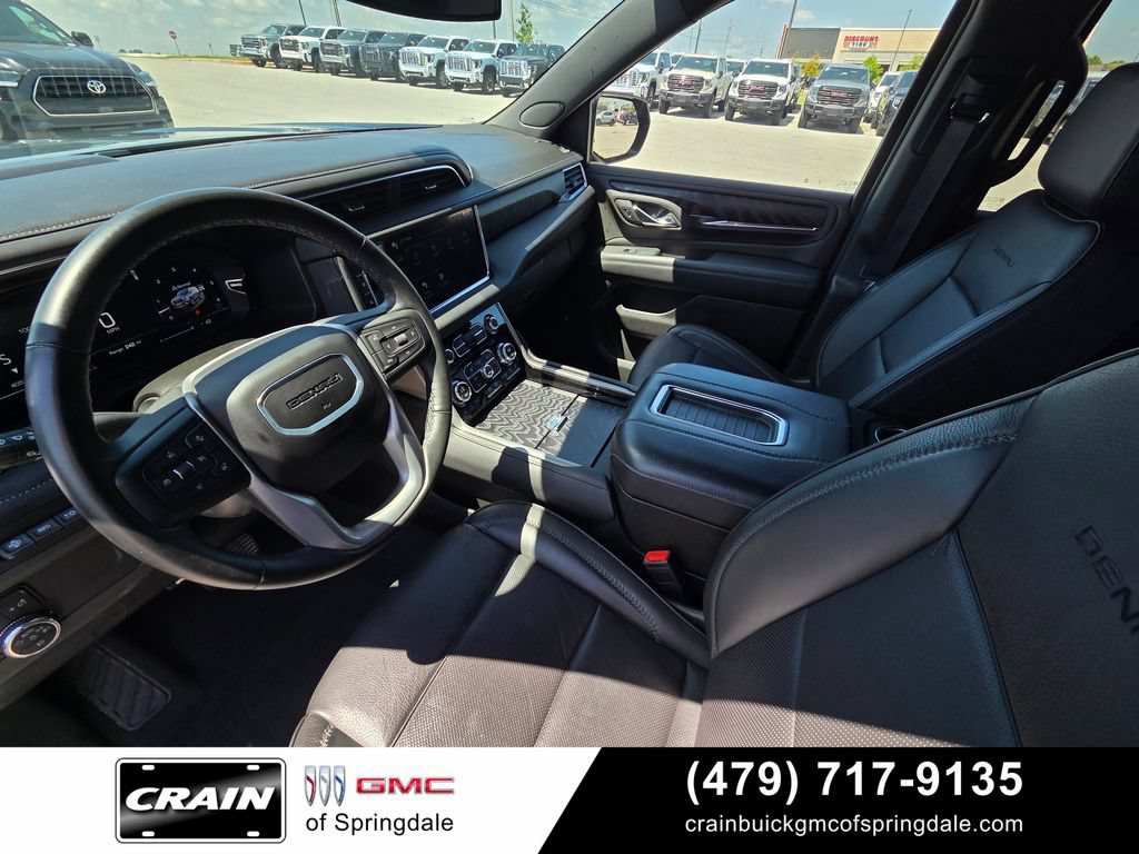 Used 2024 GMC Yukon Denali AWD/4WD image 9