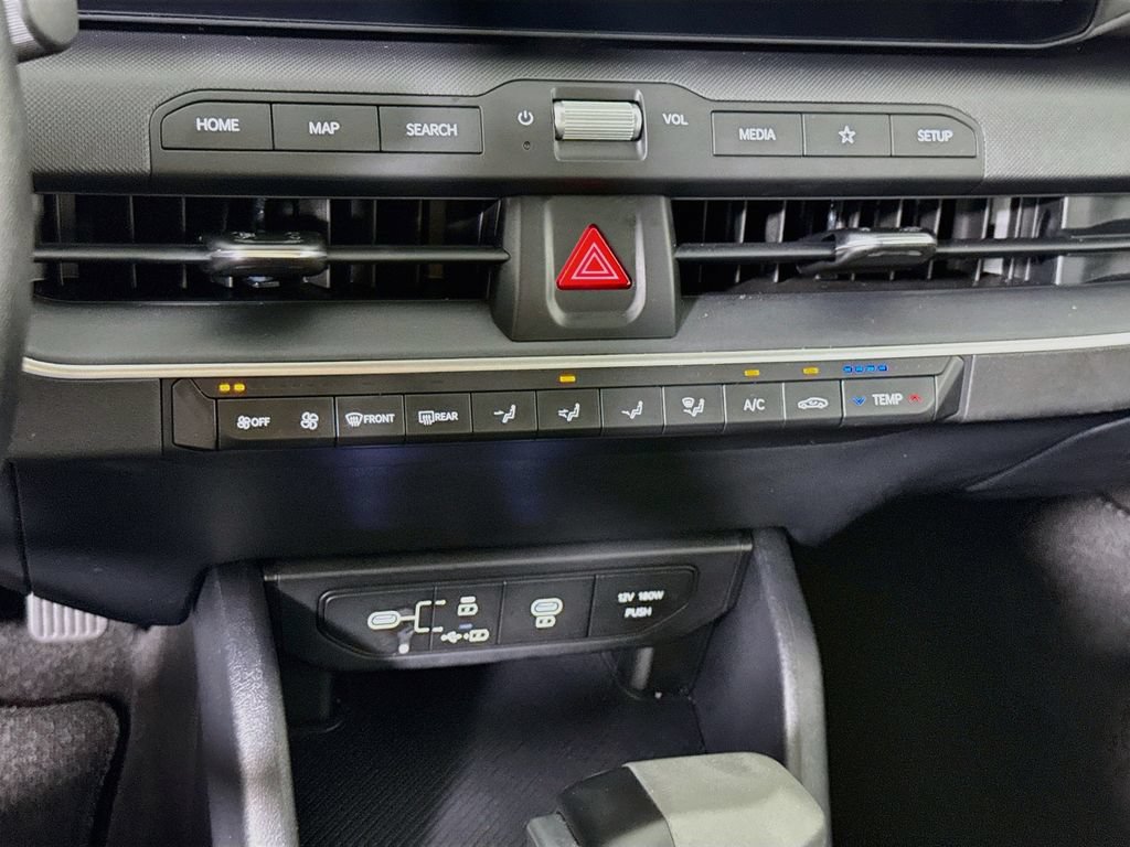 Certified 2025 Kia K4 FWD image 10