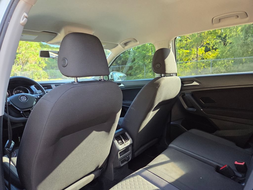 Used 2020 Volkswagen Tiguan S FWD image 23