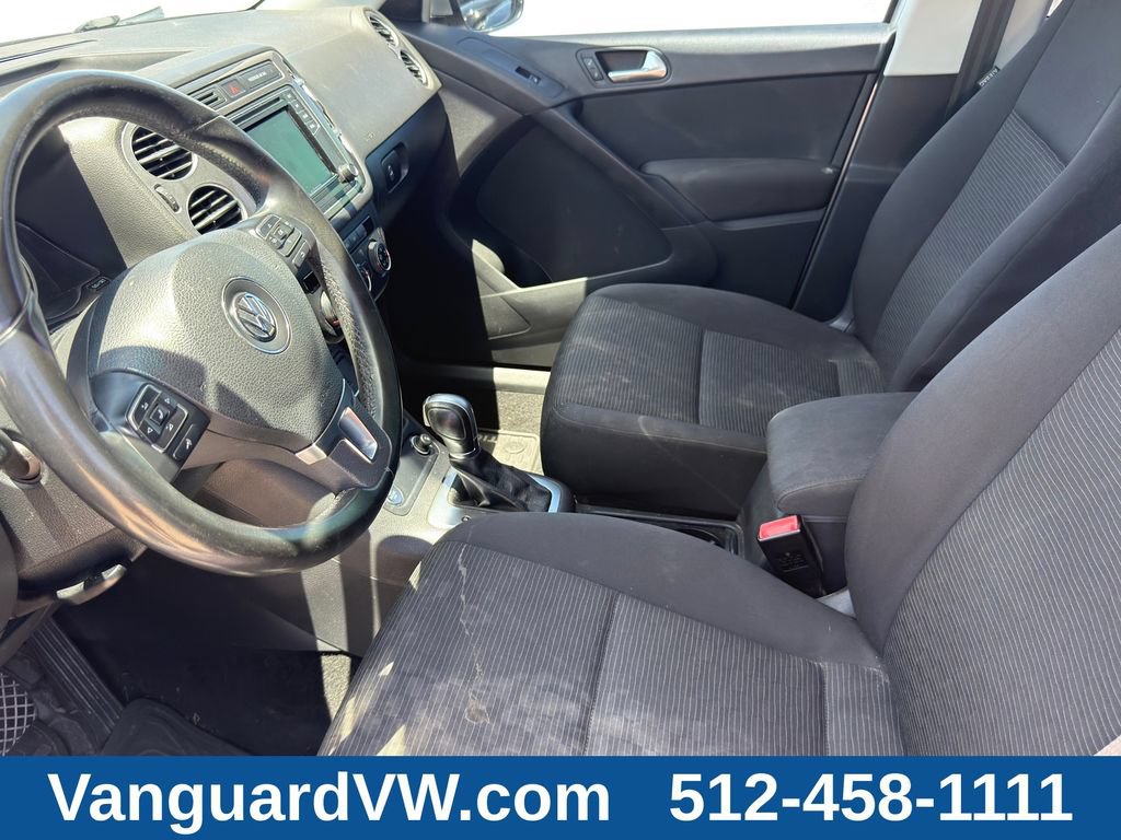 Used 2018 Volkswagen Tiguan Limited FWD image 9