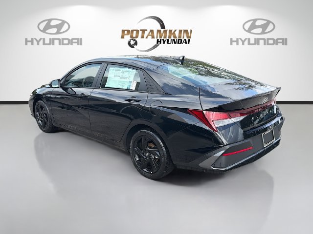 Certified 2026 Hyundai Elantra Sport FWD image 8