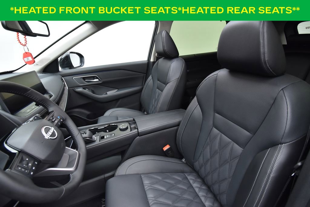 Used 2026 Nissan Rogue Platinum w/ Platinum Premium Package image 12