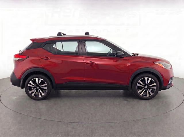 Used 2020 Nissan Kicks SR FWD image 8