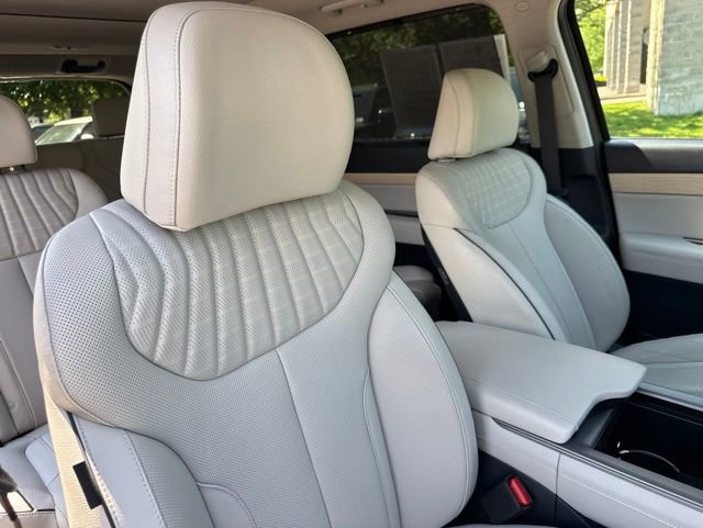 Used 2024 Hyundai Palisade Limited AWD/4WD image 32