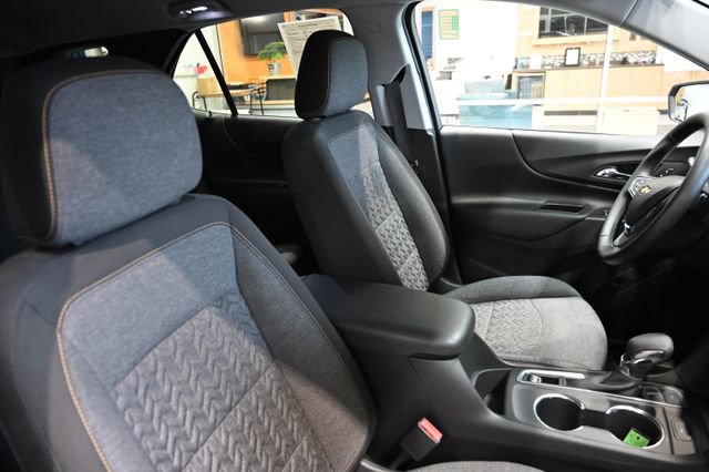Used 2023 Chevrolet Equinox LT AWD/4WD image 8