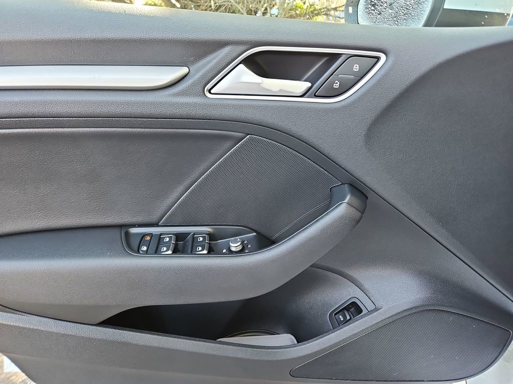 Used 2016 Audi A3 2.0T Premium image 25