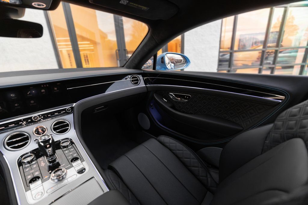 Certified 2022 Bentley Continental GT AWD/4WD image 33