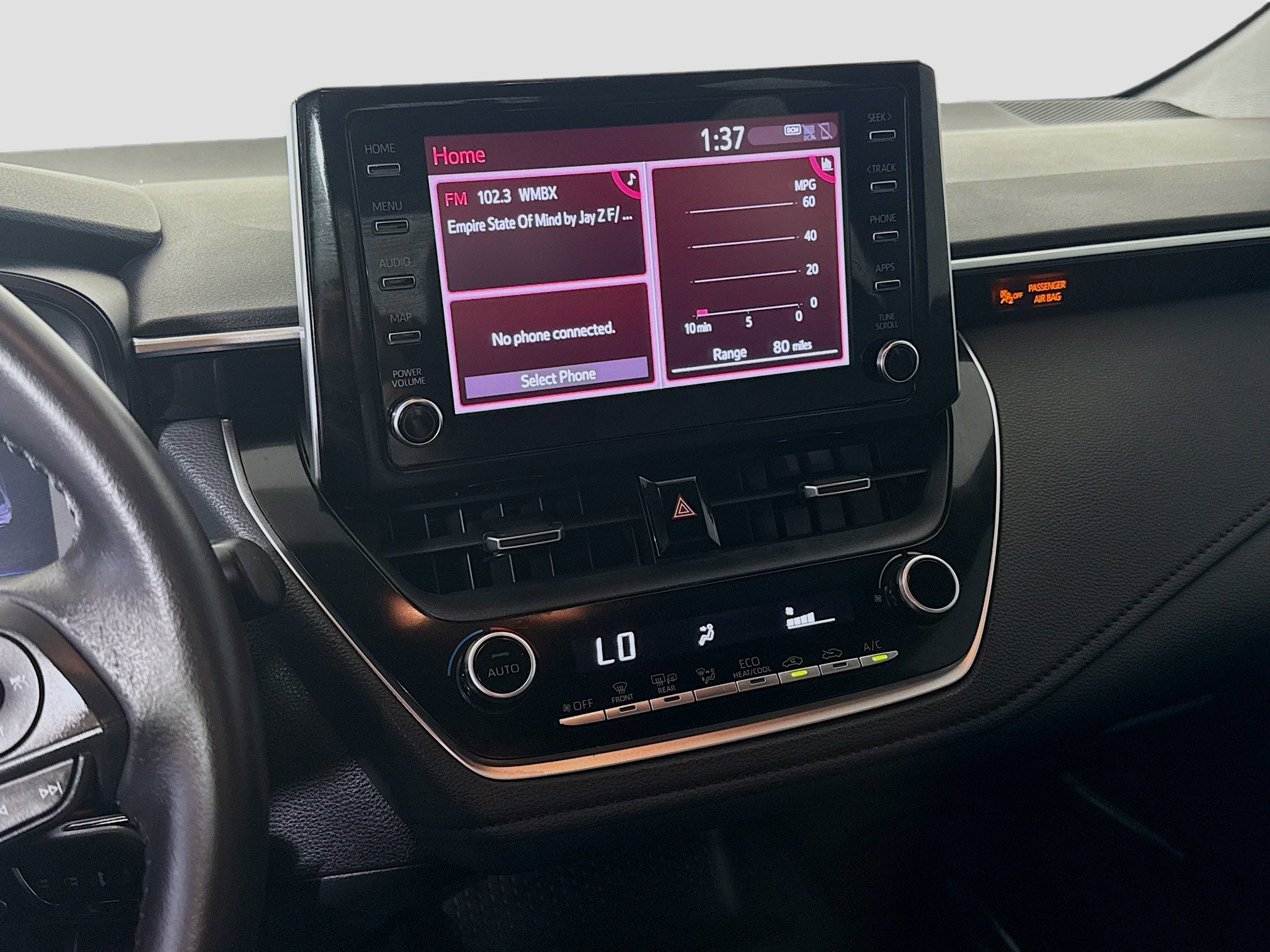 Used 2020 Toyota Corolla SE FWD image 18