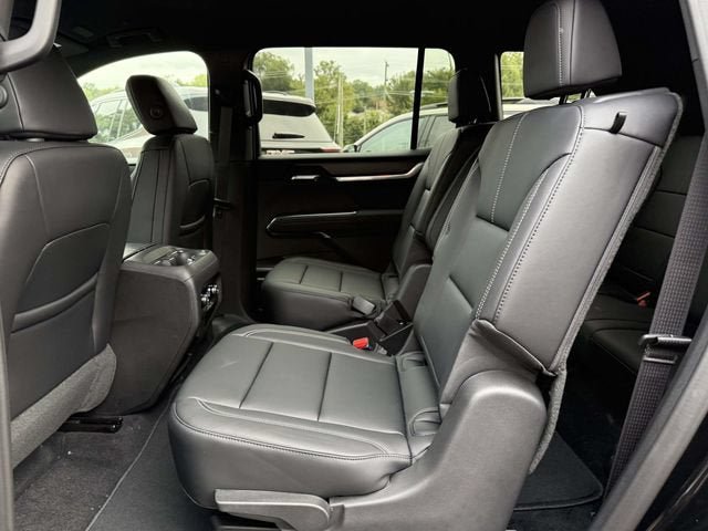 New 2026 GMC Acadia Elevation w/ Elevation Premium Package AWD/4WD image 10