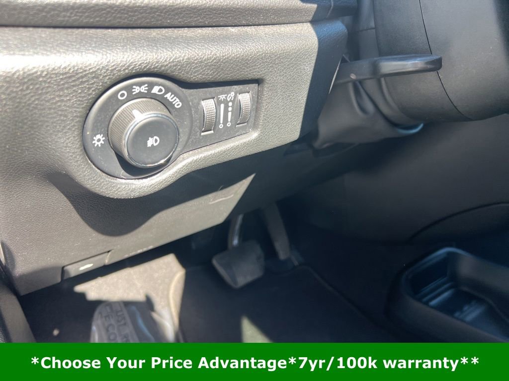 Certified 2022 Chrysler Pacifica Touring-L w/ S Appearance Package image 54