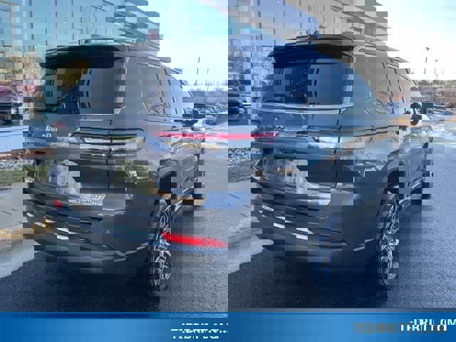 Used 2022 Jeep Grand Cherokee L Limited image 8