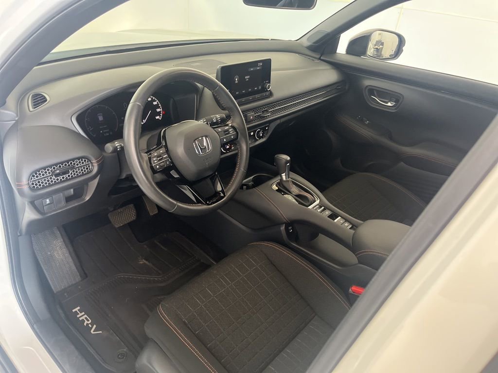 Used 2024 Honda HR-V Sport image 25