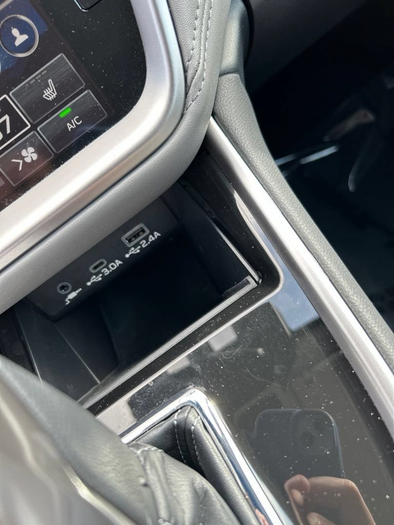 Certified 2024 Subaru Outback Premium AWD/4WD image 13
