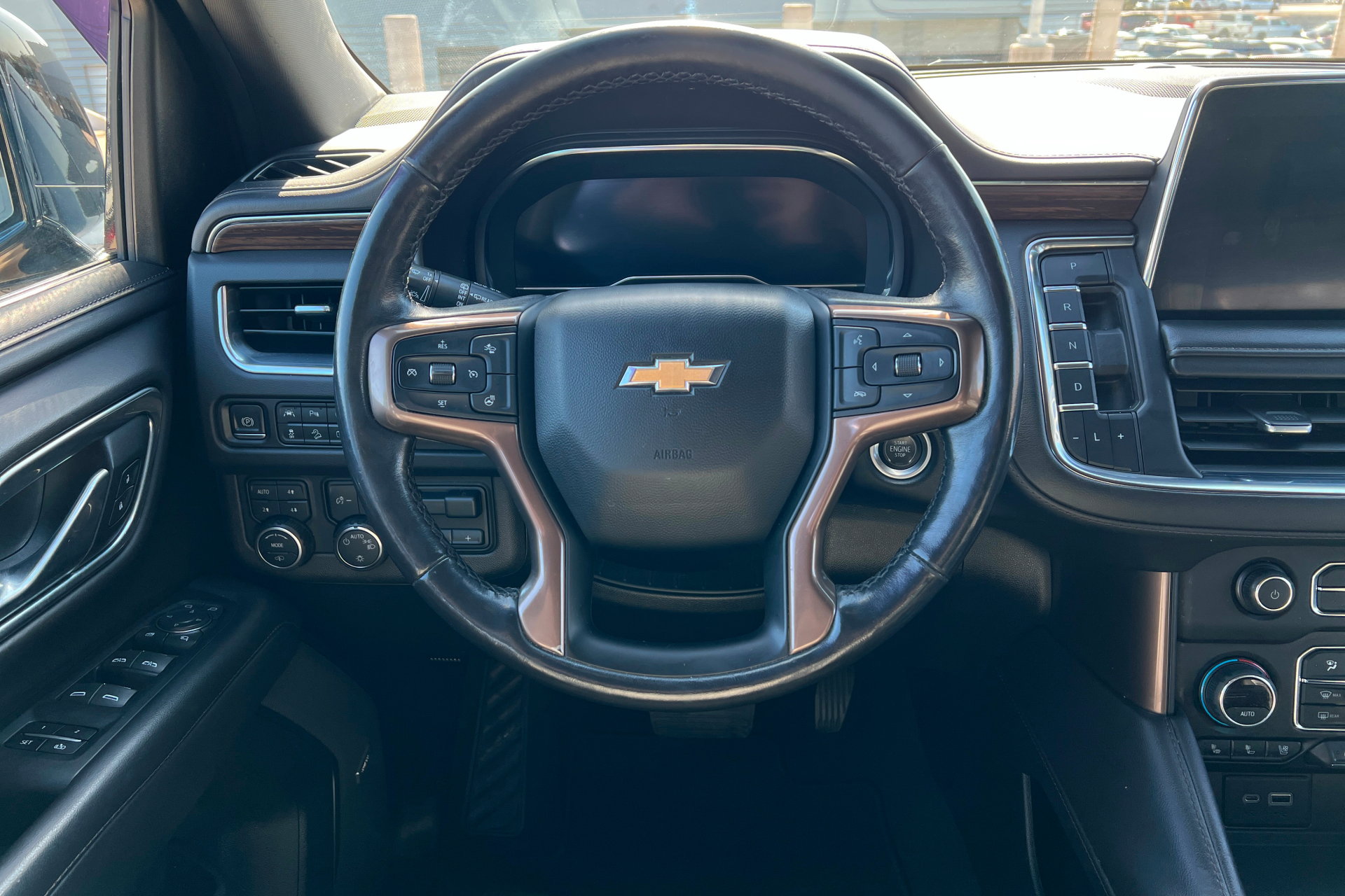 Used 2022 Chevrolet Tahoe High Country image 12