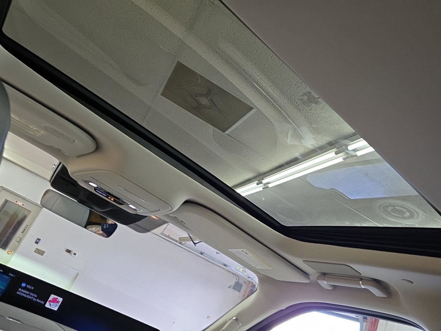 New 2025 Lincoln Navigator L Reserve AWD/4WD image 15