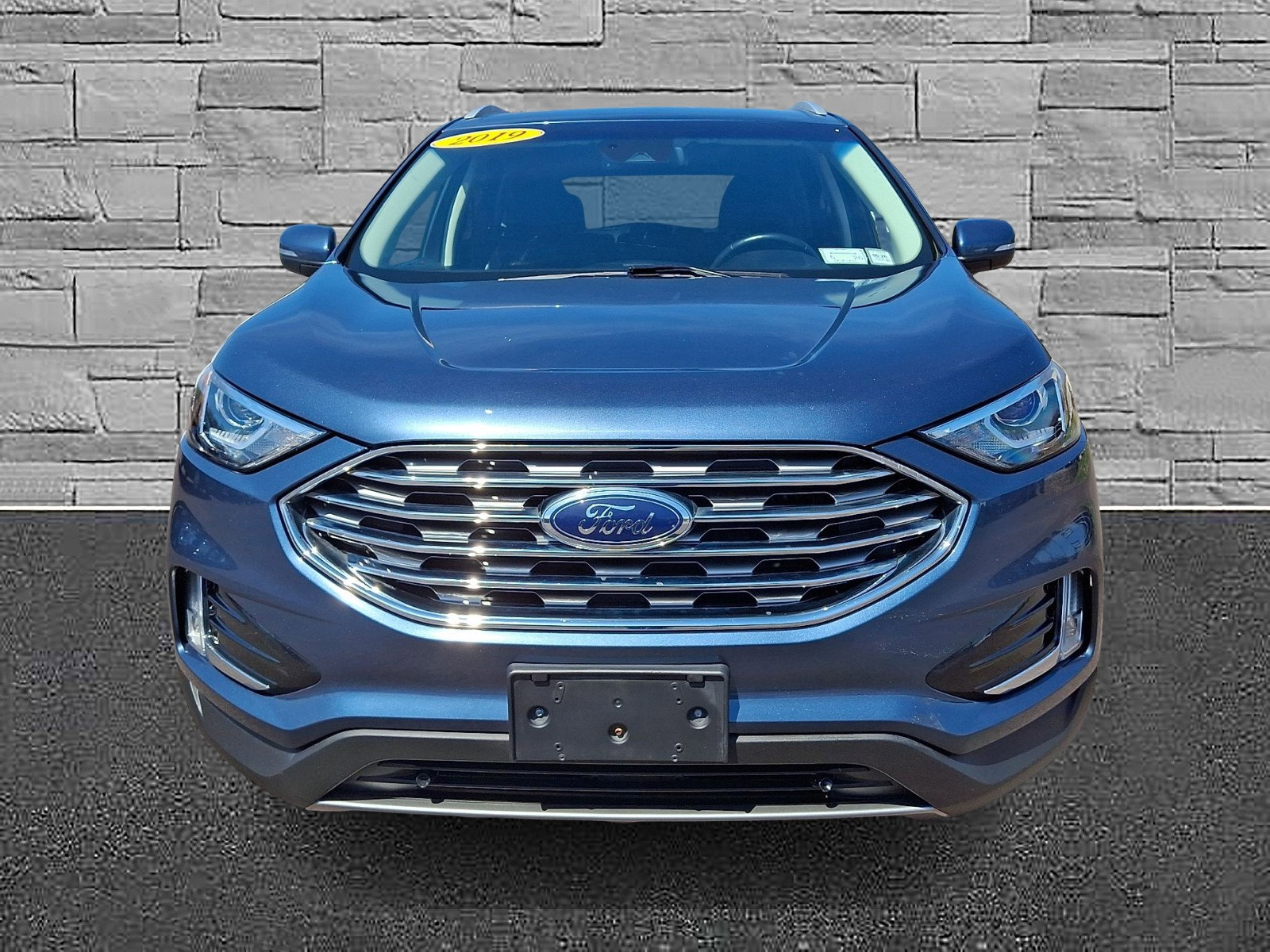 Used 2019 Ford Edge SEL image 3