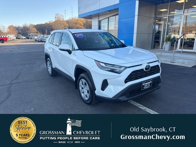 Used 2025 Toyota RAV4 LE AWD/4WD image 1