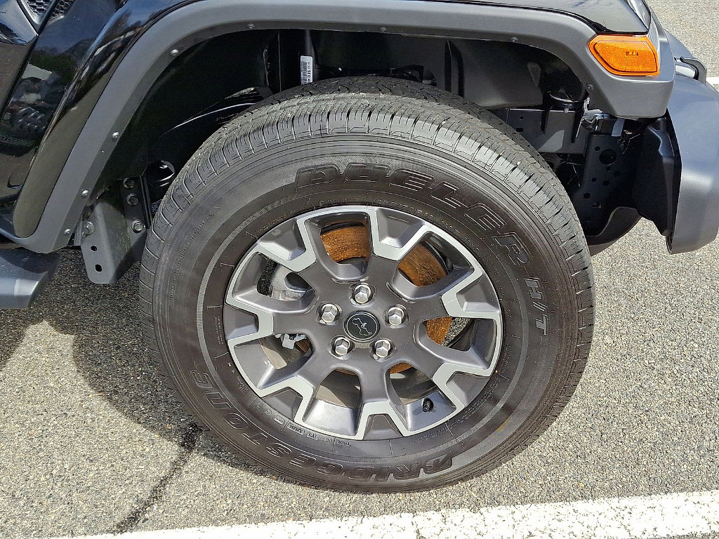 Certified 2025 Jeep Wrangler Sahara w/ Technology Group image 26