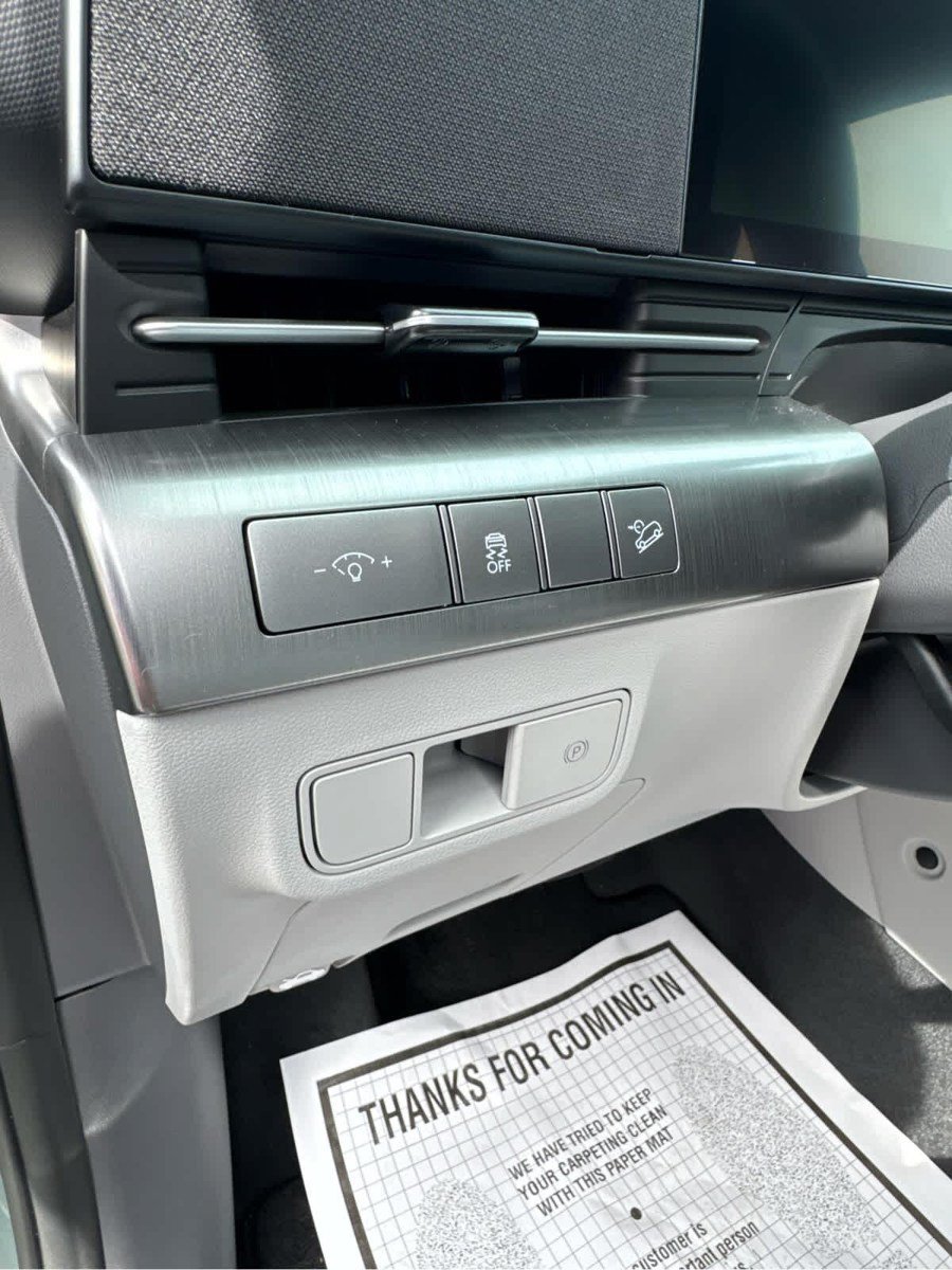 New 2027 Hyundai Kona SE AWD/4WD image 22