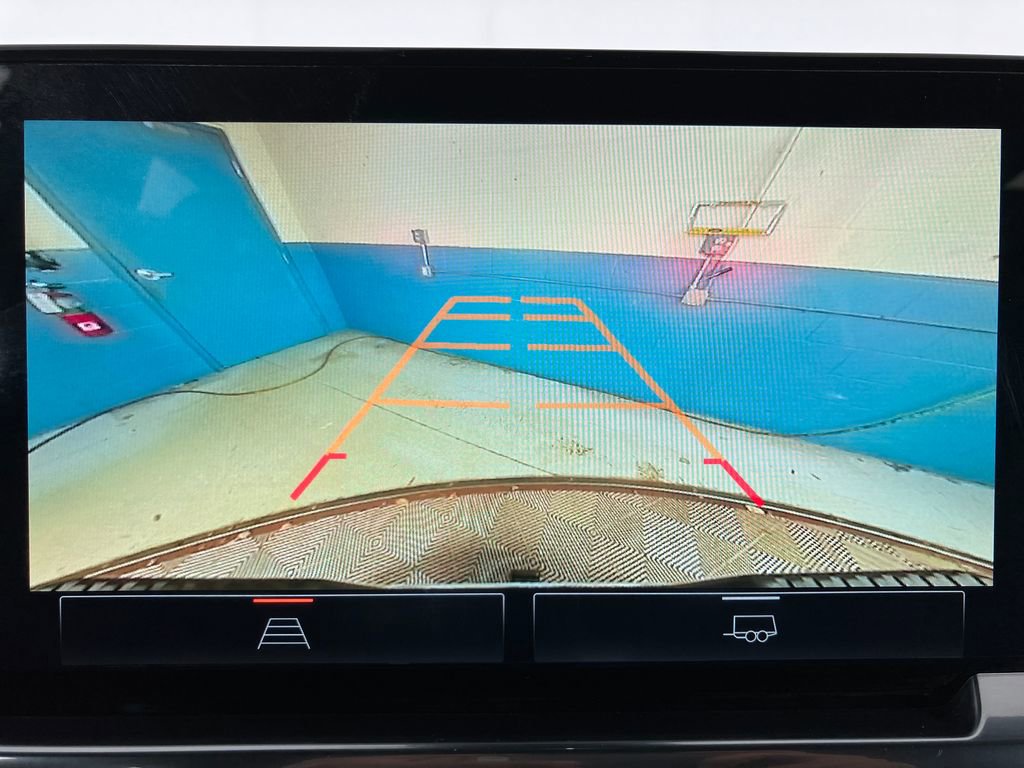 Used 2022 GMC Sierra 1500 SLE image 23