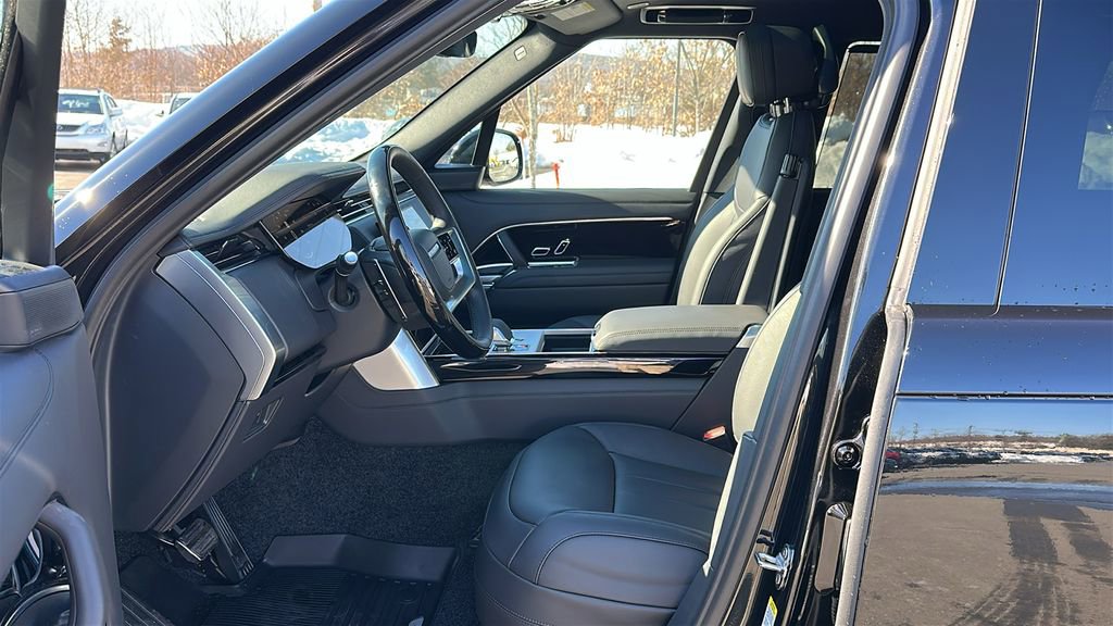 New 2026 Land Rover Range Rover Long Wheelbase SE image 10