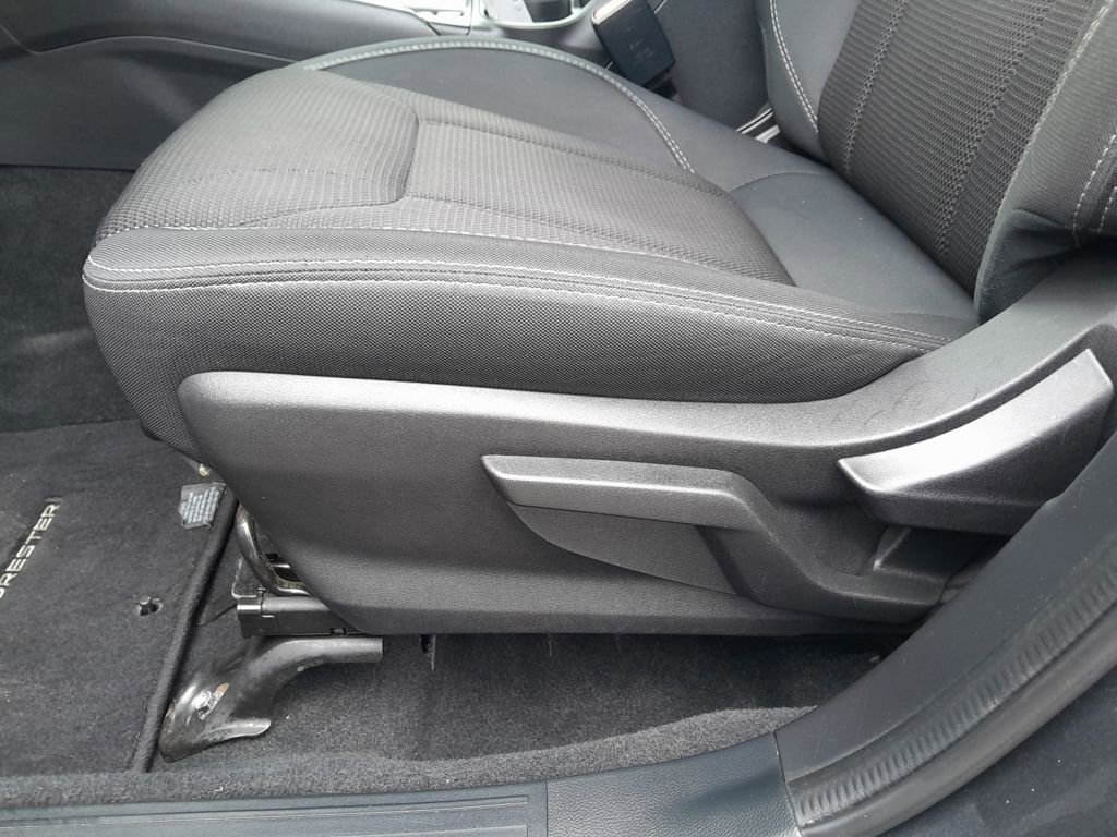 Used 2019 Subaru Forester AWD/4WD image 13