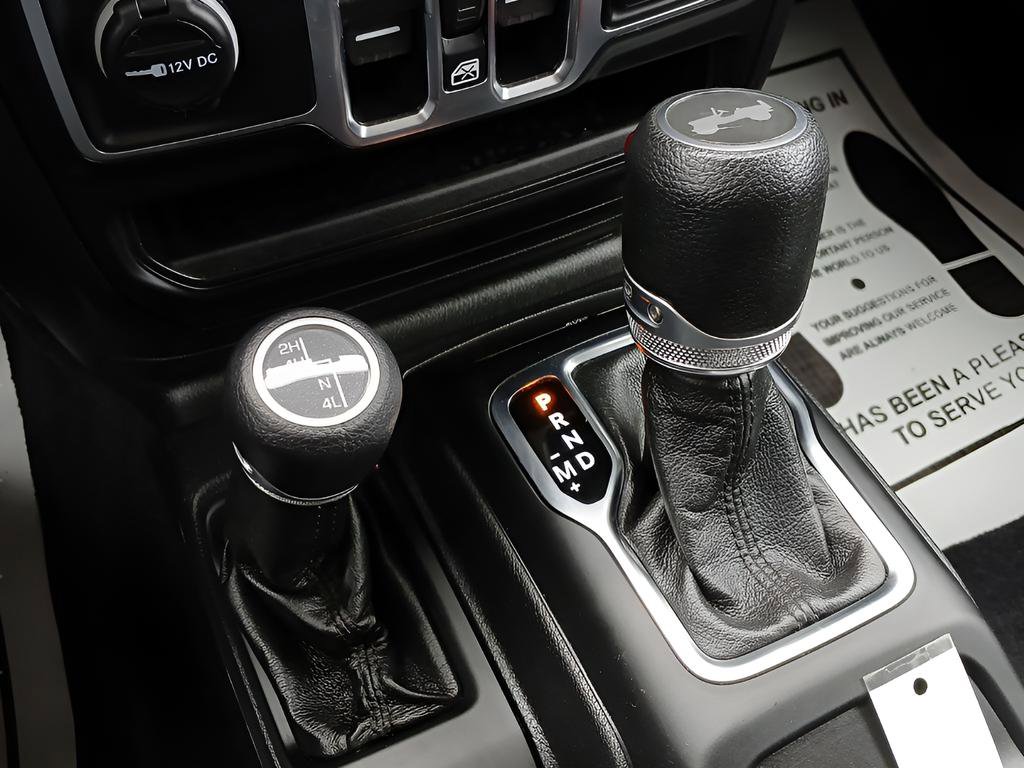 Used 2021 Jeep Wrangler Unlimited Sport AWD/4WD image 11