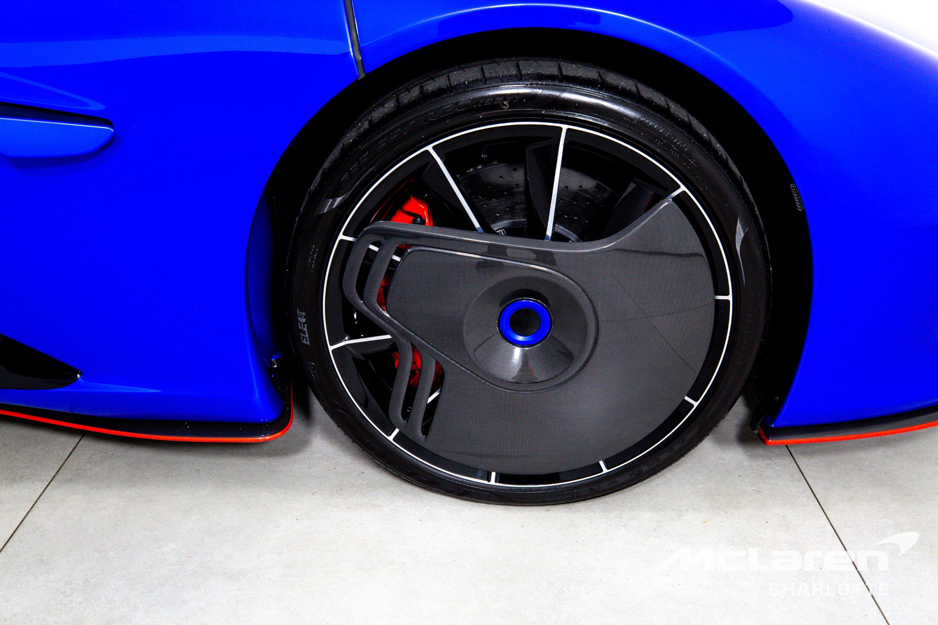 Used 2020 McLaren Speedtail image 31