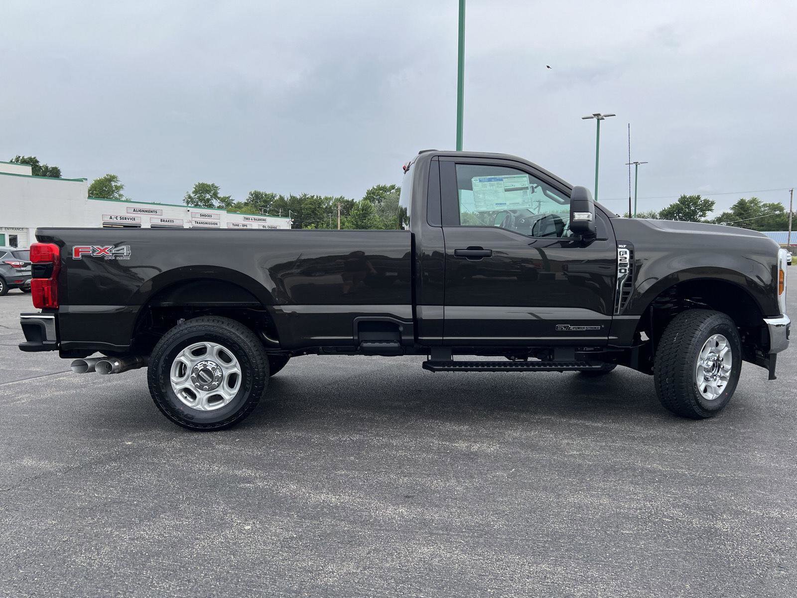 New 2025 Ford F250 XLT image 6