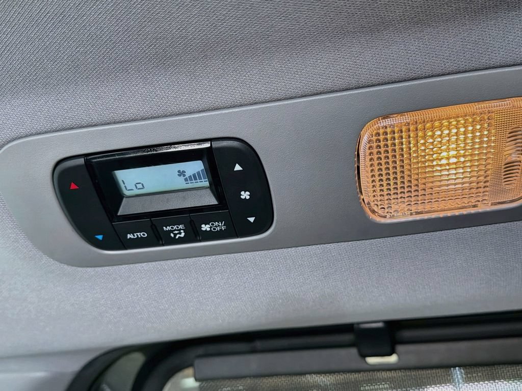 Certified 2024 Honda Odyssey Touring image 24