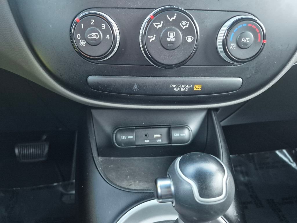 Used 2017 Kia Soul w/ Convenience Package image 14