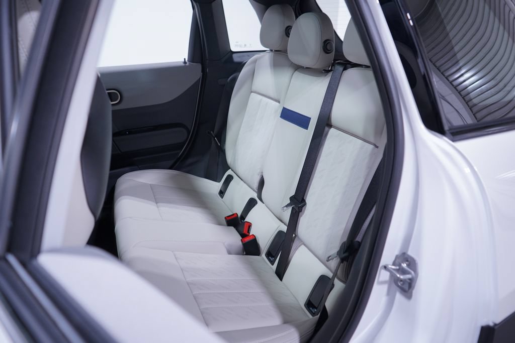 New 2026 MINI Cooper 4-Door Hardtop FWD image 10