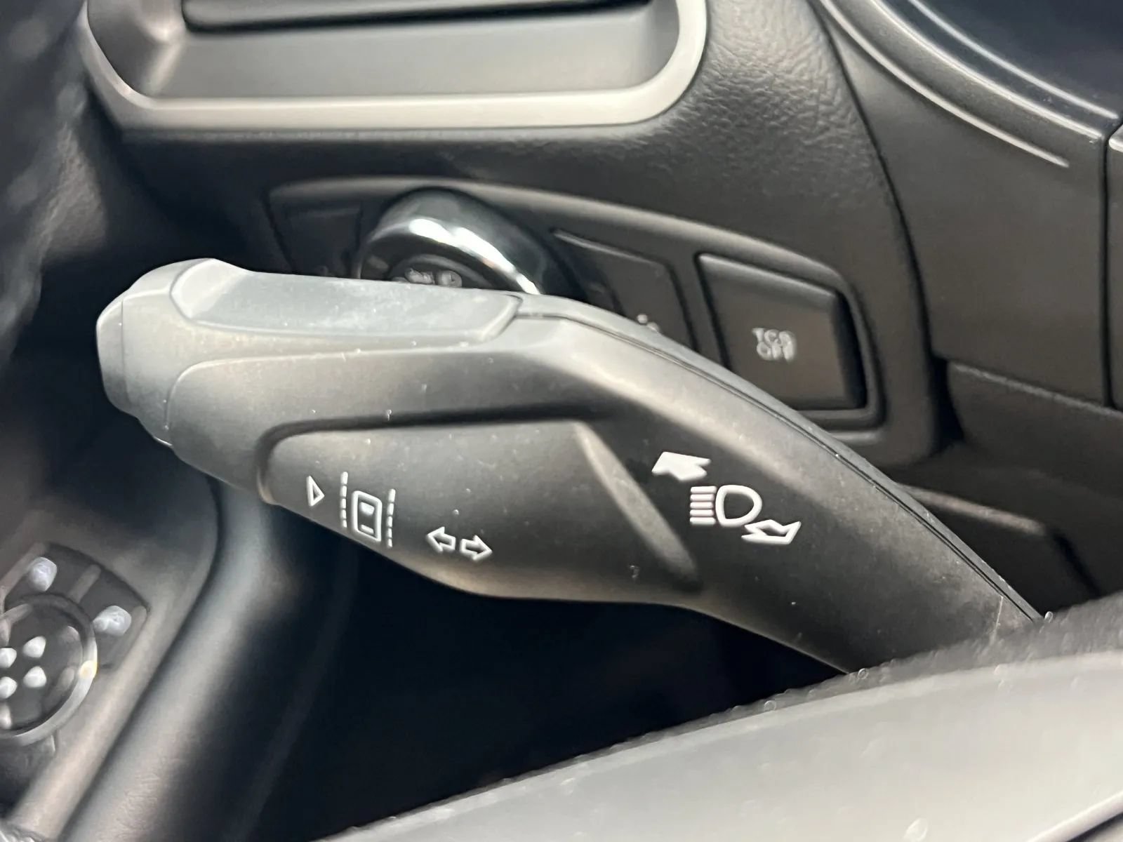 Used 2022 Ford Edge SEL AWD/4WD image 40