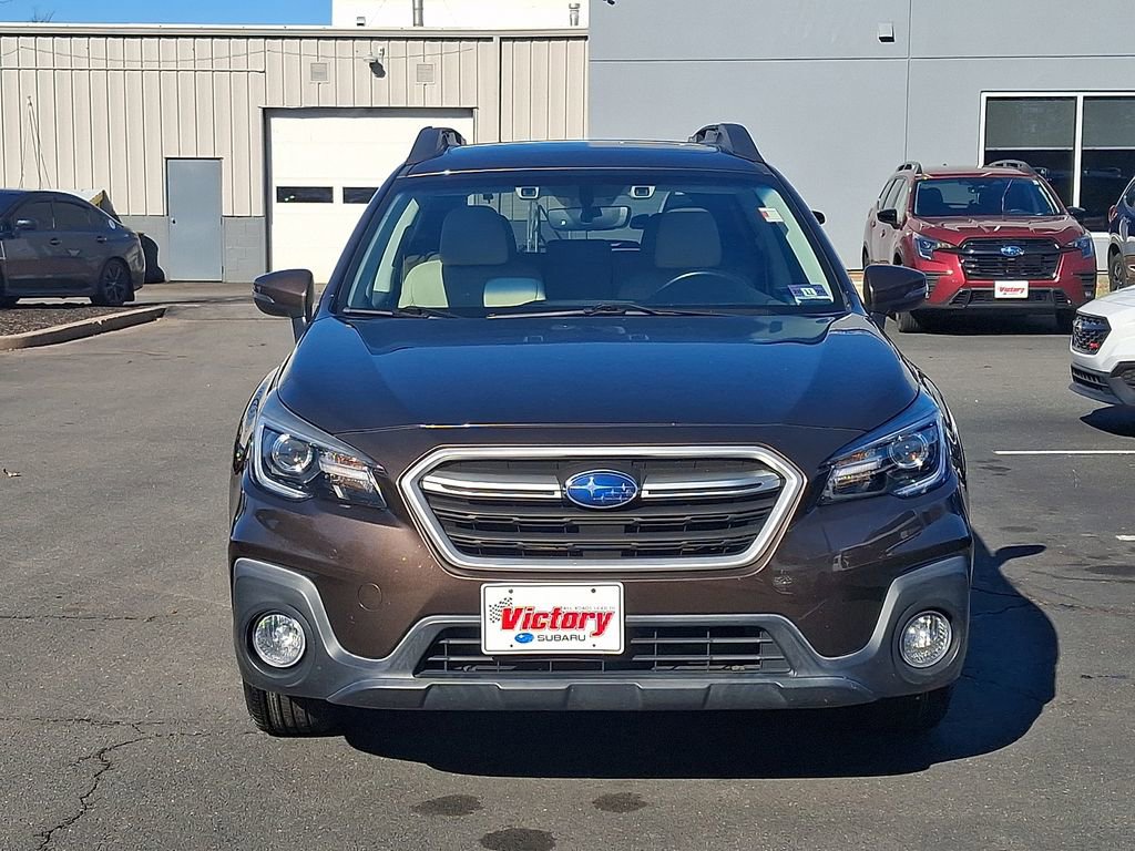 Used 2019 Subaru Outback 3.6R Limited image 2