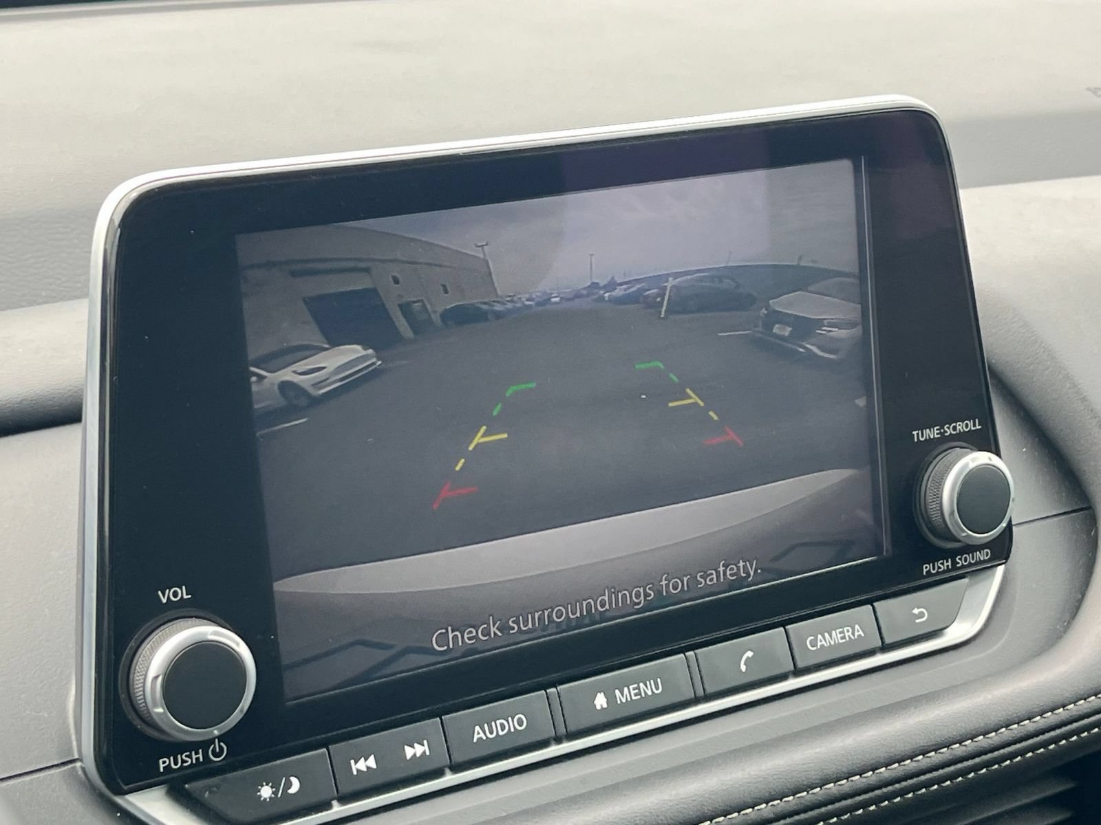 Used 2025 Nissan Rogue SV FWD image 26