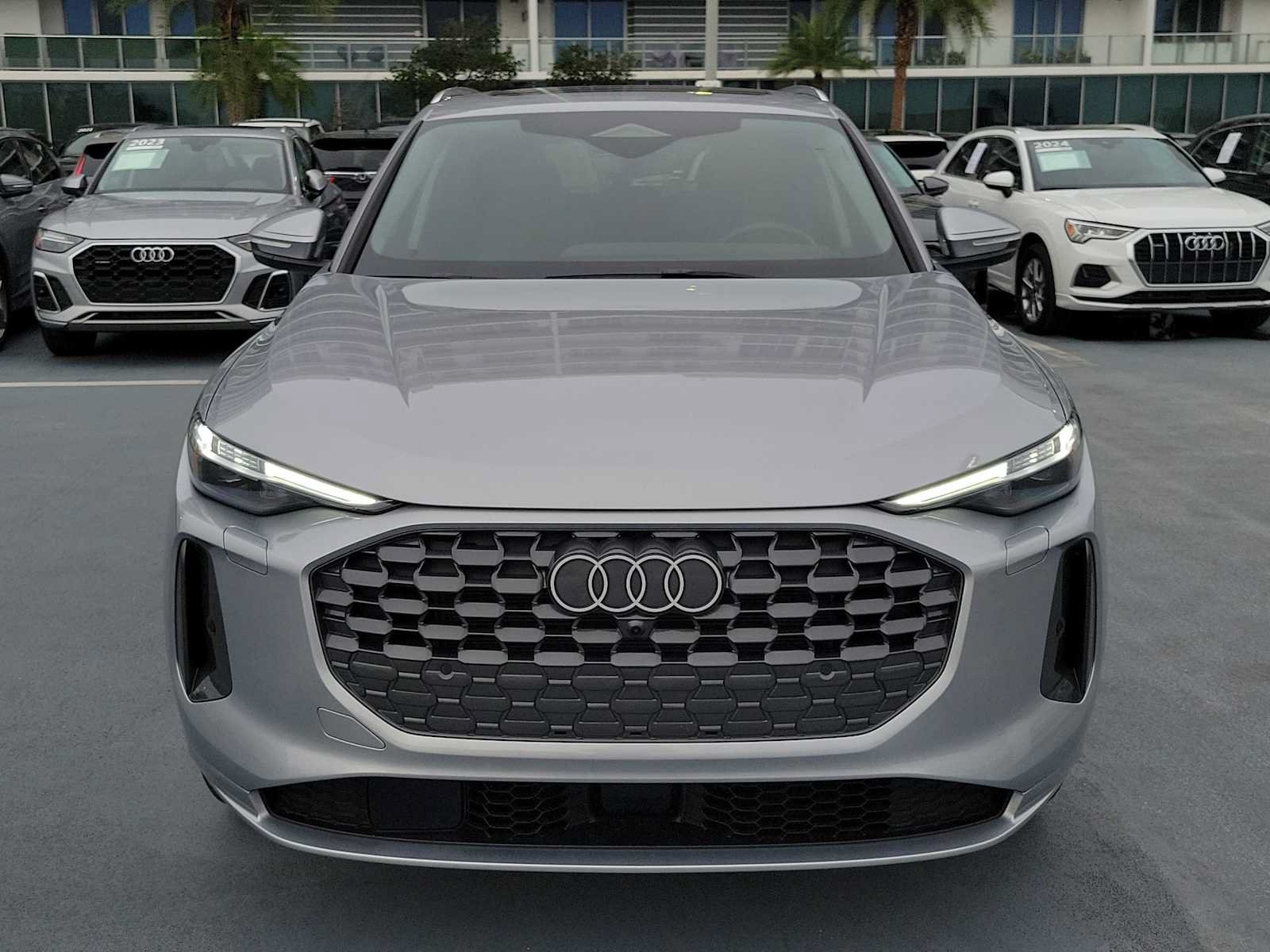 Certified 2025 Audi Q5 Premium Plus AWD/4WD image 9