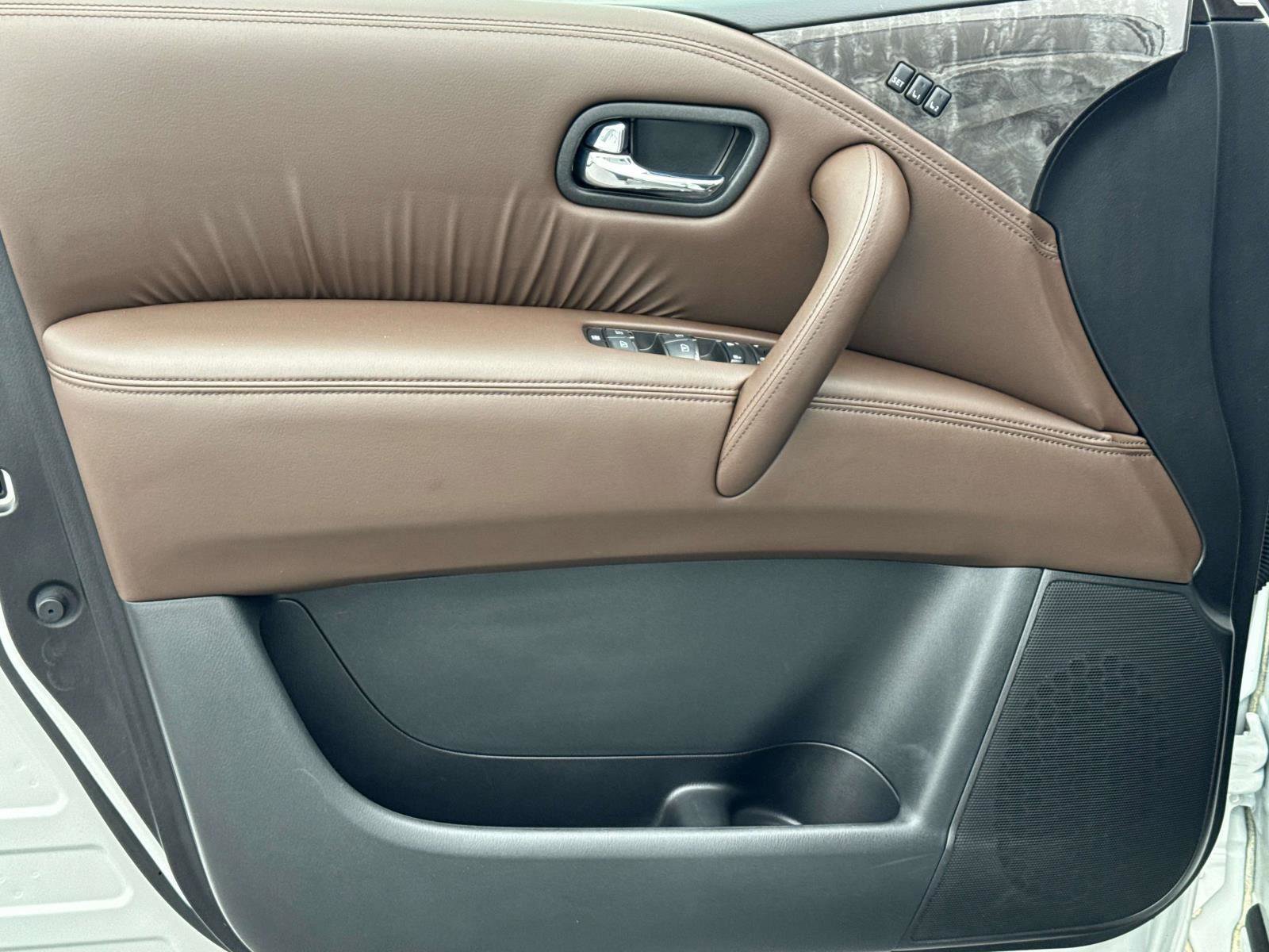 Used 2024 Nissan Armada Platinum w/ Captain's Chairs Package image 12